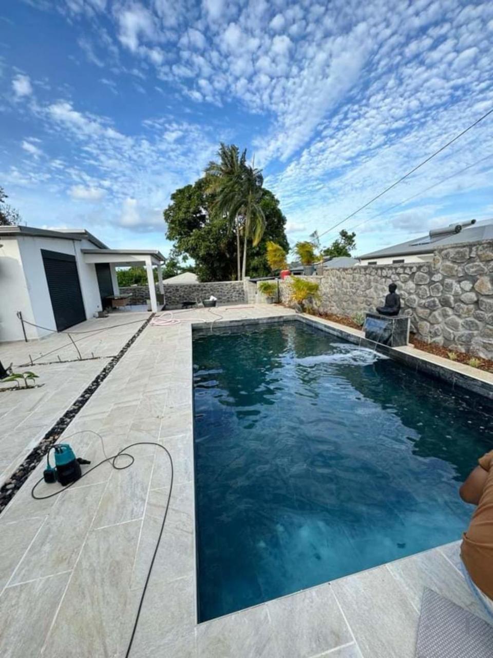 Le Beau Vallon 1- Jacuzzi Privatif Et Piscine Chauffee Partagee Saint-Benoît エクステリア 写真